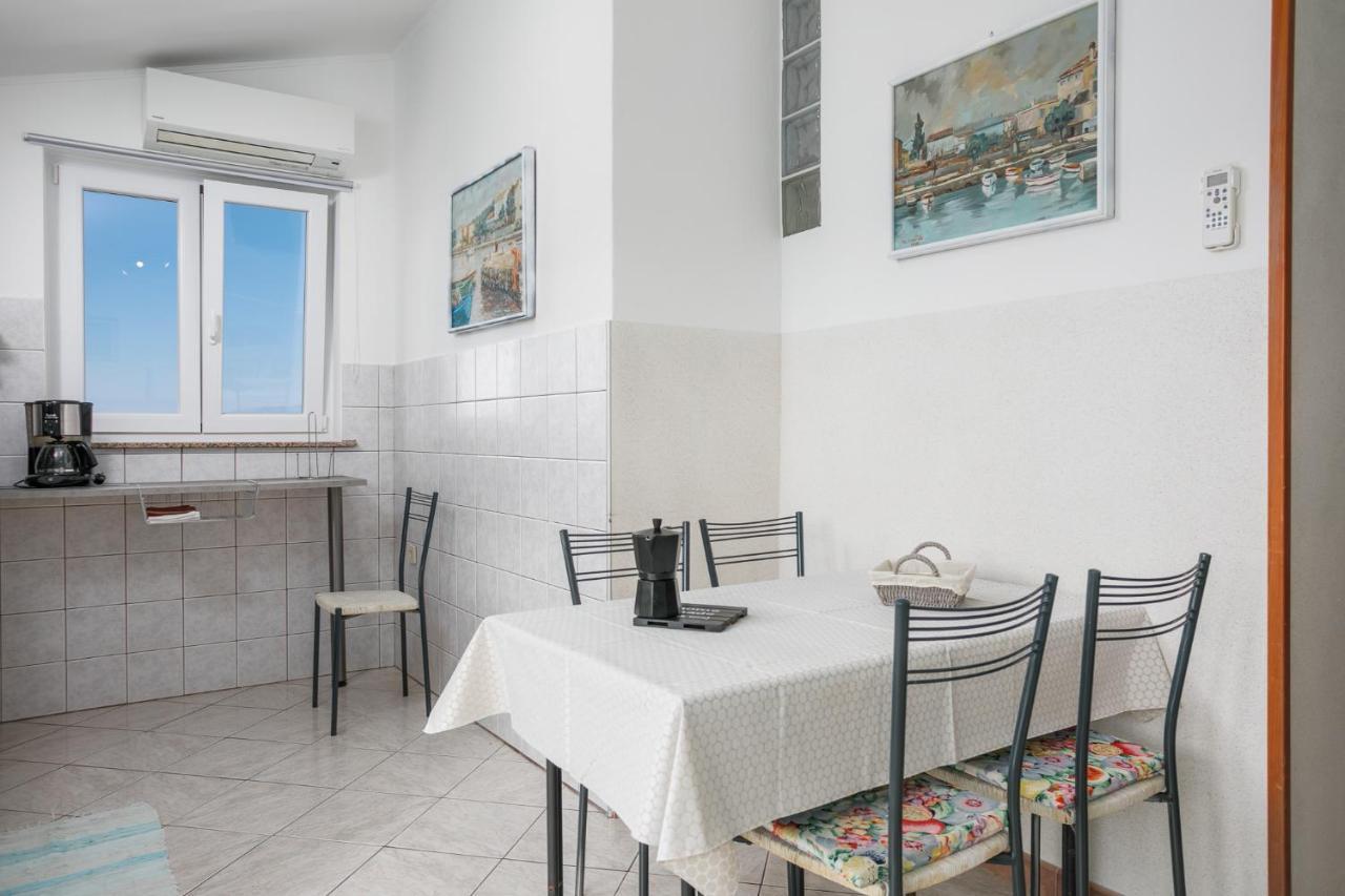 Apartment Rukavina Njivice Dış mekan fotoğraf